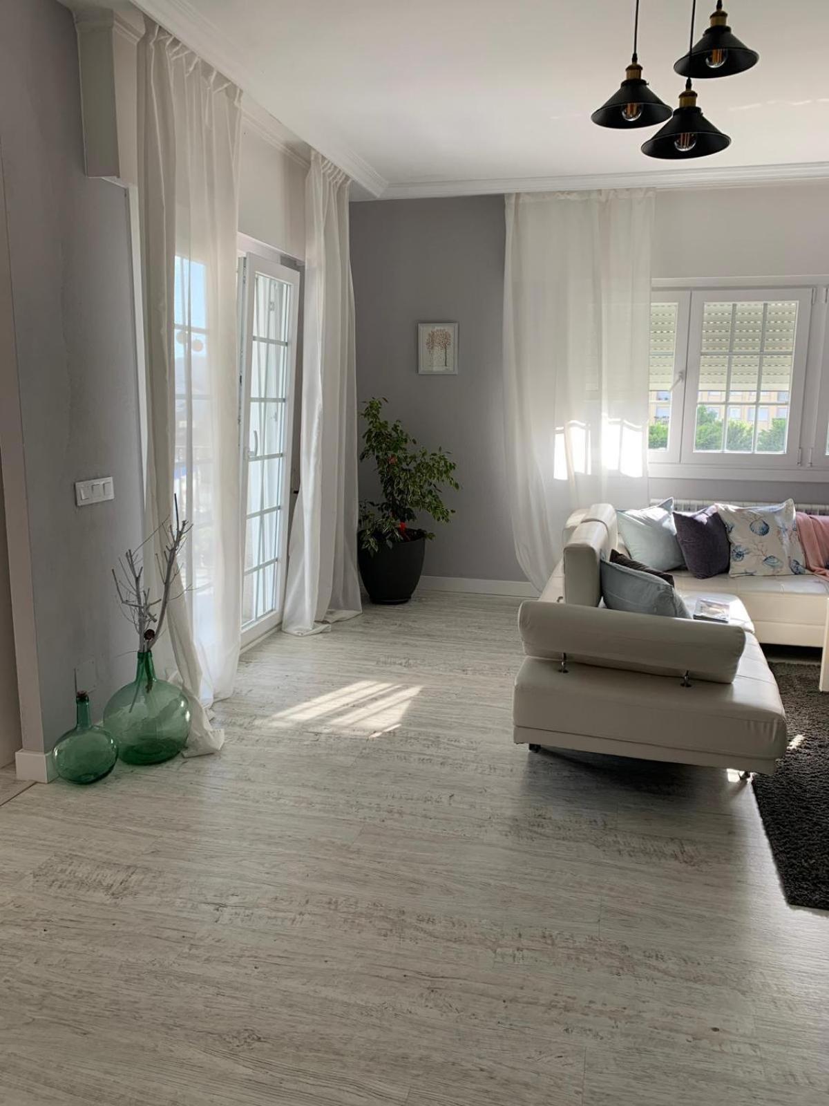 A Barca, Vivienda De Uso Turistico Apartment Poio Luaran gambar