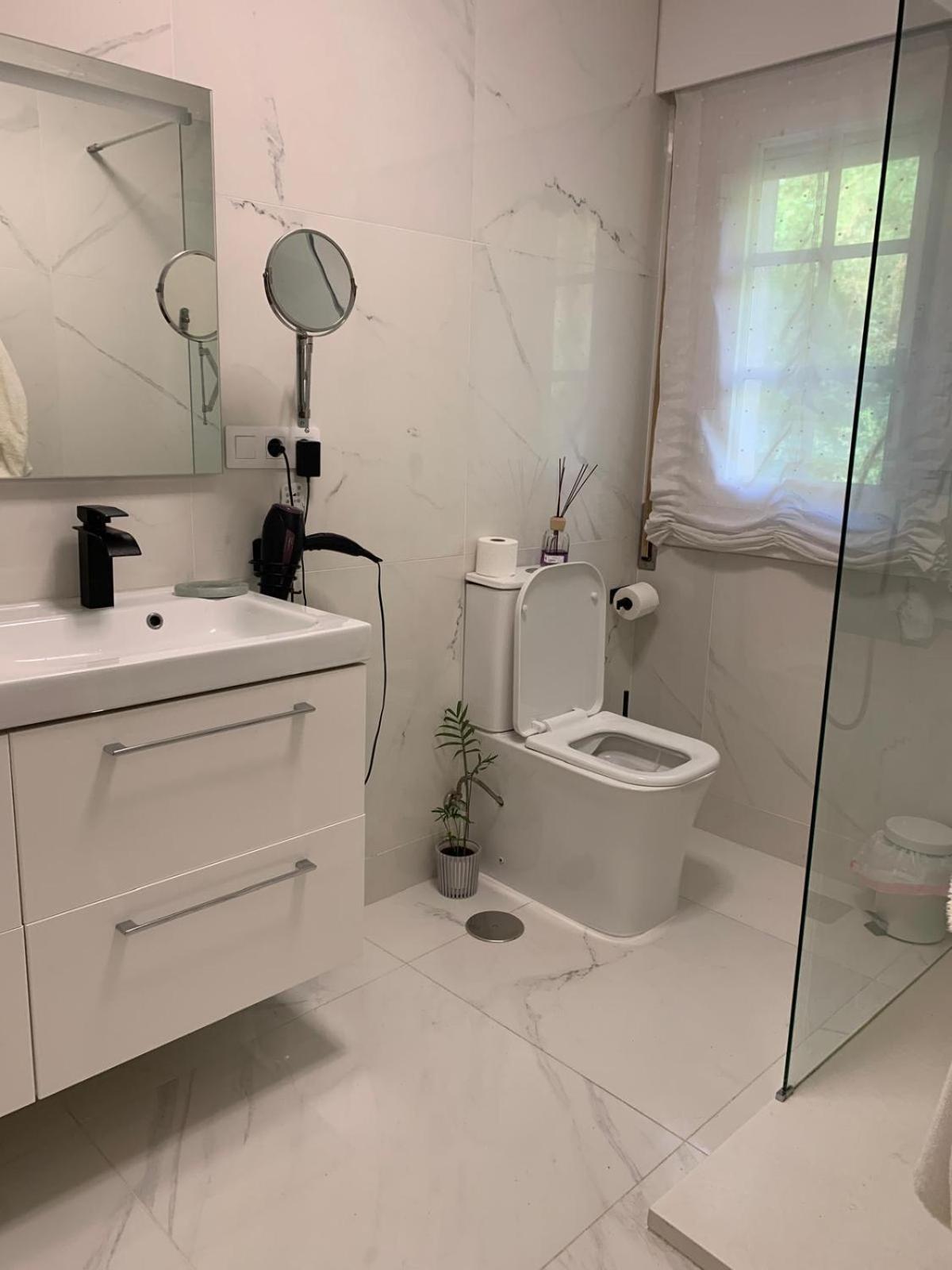 A Barca, Vivienda De Uso Turistico Apartment Poio Luaran gambar